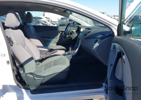 2014 Hyundai Elantra z USA, uszkodzony, nr VIN KMHDH6AH3EU026430